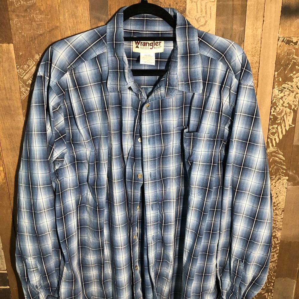Wrangler Rugged Wear button down